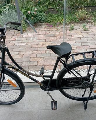 bici donna vintage stile olandese