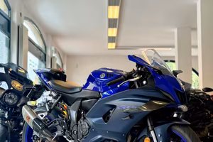 YAMAHA YZF R7 DEPOTENZIATA PATENTE A2 FINANZIABILE