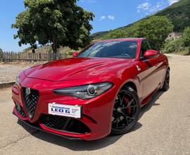 Alfa Romeo Giulia 2.9 V6 Bi-Turbo AT8 Quadrifoglio