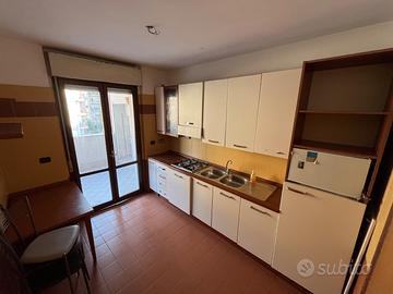 Cucina Lineare Completa di Elettrodomestici