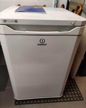 congelatore indesit 77 litri 4 cassetti