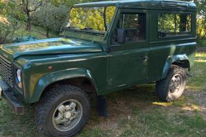 Land Rover Defender 90 