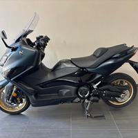 Yamaha T Max 560