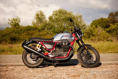 Moto Guzzi V7 Racer - serie limitata