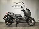 yamaha-x-max-300-abs