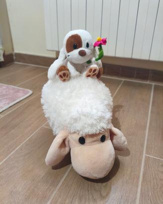 peluche pecora e cagnolino 