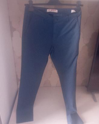 stock pantaloni e jeans