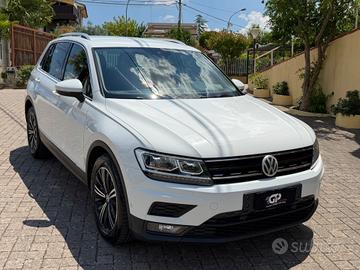 Volkswagen Tiguan 2.0 TDI SCR DSG Business BlueMot