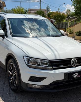Volkswagen Tiguan 2.0 TDI SCR DSG Business BlueMot