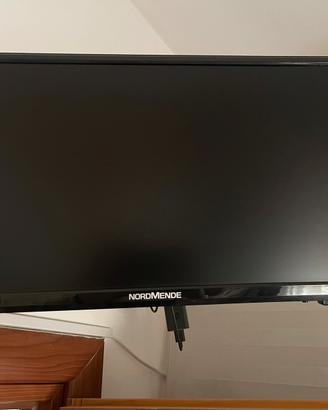 TV LED Nordmende 22’’ + staffa e Amazon Firestick