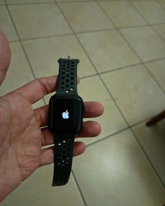 Apple Watch serie 8. GPS  45mm bluetooth 