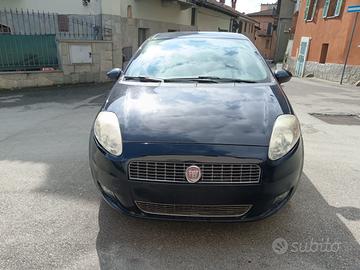 FIAT Grande Punto - 2011