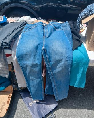pantaloni