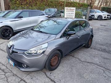 Renault Clio 0.9 TCe 12V 90CV Start&Stop 5 porte E