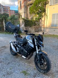 Honda Hornet 750 A2 (a libretto)