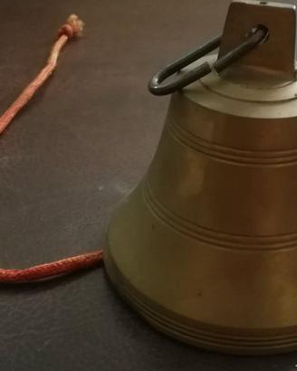 Campana in bronzo altezza 11 cm, diametro 11 cm