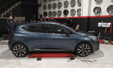 Renault Clio IV 2019 Moschino Zen 1.5dci 90cv 