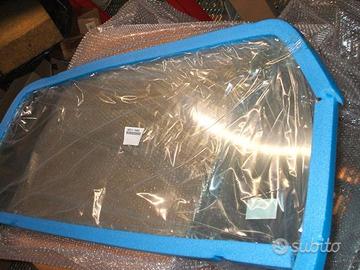 84571-79A00-000 lunotto Suzuki Carry