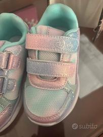 SNEAKER CHICCO CON LUCINE
