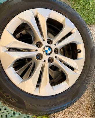 Set 4 gomme invernali Pirelli + cerchi in lega BMW