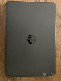 HP Laptop 15 – Intel i5, 12 GB RAM, Windows 11 – O