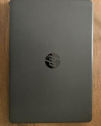 HP Laptop 15 – Intel i5, 12 GB RAM, Windows 11 – O