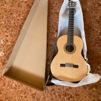 Chitarra classica Yamaha C40M