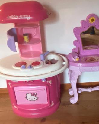 Cucina e tavolino Hallo kitty