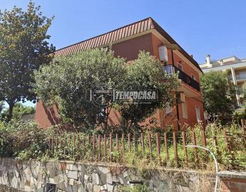 TRILOCALE CON POSTO AUTO- LA STORTA