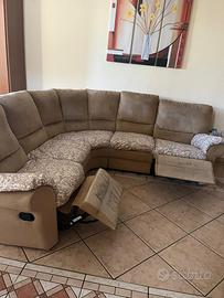 Divano angolare con opzione relax