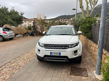 LAND ROVER Range Rover Evoque 2.2 TD4 5p. Pure