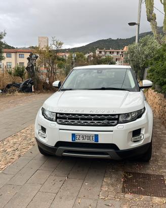 LAND ROVER Range Rover Evoque 2.2 TD4 5p. Pure