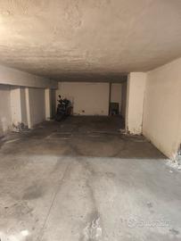 Via Caracciolo Saffi Garage x 3 auto