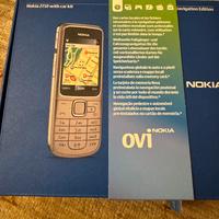 Cellulare Nokia 2710 con car kit