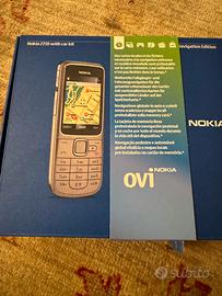Cellulare Nokia 2710 con car kit