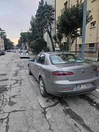 Alfa 159 danneggiata