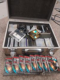 84 mini disc ( minidisc ) + cassetta portadischi