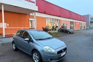 Fiat Grande Punto 1.4 Starjet 16V 3 porte Dynamic