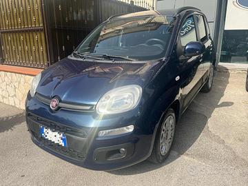 FIAT Panda LOUNGE 1.2 - 69CV