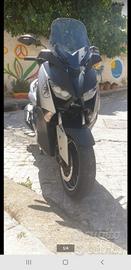 Yamaha xmax 400