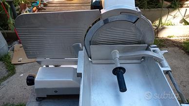 affettatrice  trifase