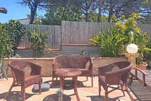 A due passi dal mare, con giardino