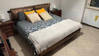 Letto matrimoniale con materasso