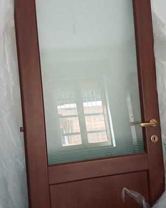 Porta interna in puro legno