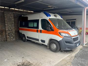 Ambulanza Peugeot