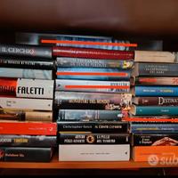 Lotto n. 25 libri vario genere