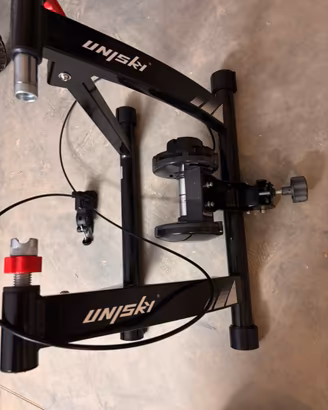 Rullo allenamento bici indoor
