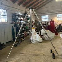 Cavalletto per laser