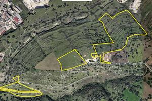 Terreno di 70270 m² a Comiso