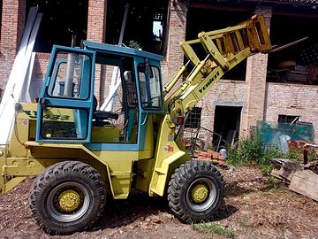 Pala gommata/Mini terna 40ql Venieri VF 433 targat